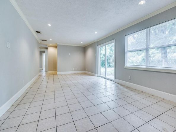 6909  Valhalla Road , Fort Worth Texas 76116