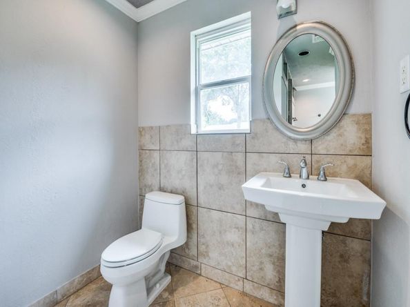 6909  Valhalla Road , Fort Worth Texas 76116