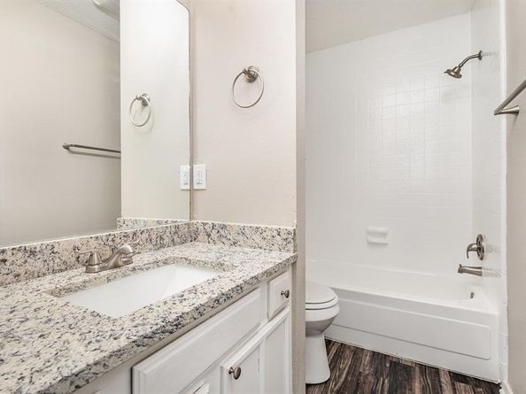 2111  Stein Way , Carrollton Texas 75007