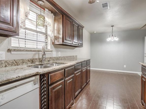 1300  Steinburg Lane , Fort Worth Texas 76134