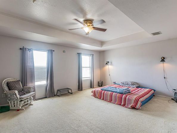 2812 N Hampton Drive , Grand Prairie Texas 75052