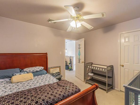 2812 N Hampton Drive , Grand Prairie Texas 75052