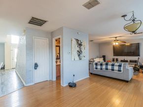 2812 N Hampton Drive , Grand Prairie Texas 75052