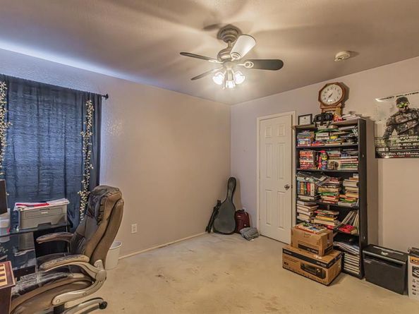 2812 N Hampton Drive , Grand Prairie Texas 75052