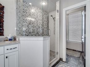307  Sunset Lane  101, Fort Worth Texas 76114