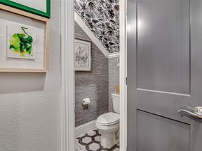 307  Sunset Lane  101, Fort Worth Texas 76114