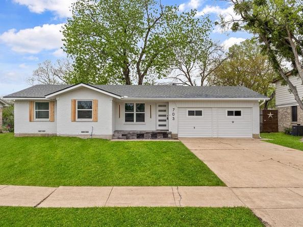 703  Caladium Drive , Mesquite Texas 75149