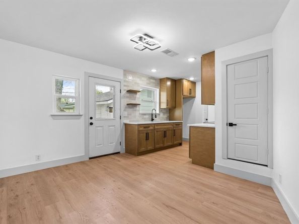 703  Caladium Drive , Mesquite Texas 75149