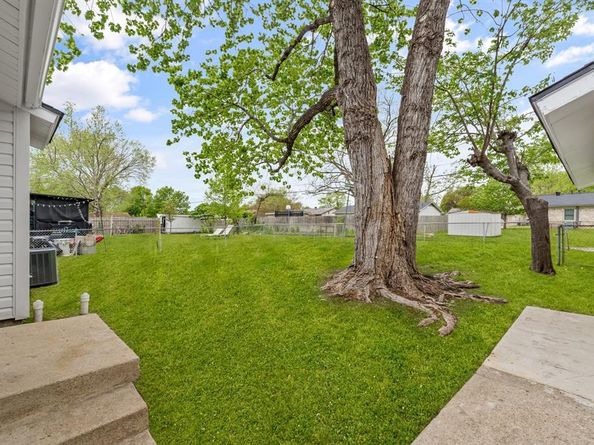 703  Caladium Drive , Mesquite Texas 75149