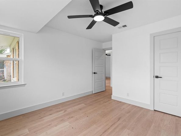 703  Caladium Drive , Mesquite Texas 75149