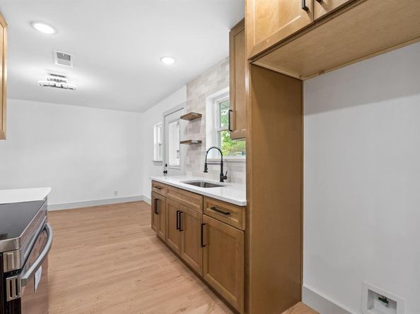 703  Caladium Drive , Mesquite Texas 75149