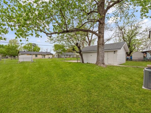 703  Caladium Drive , Mesquite Texas 75149