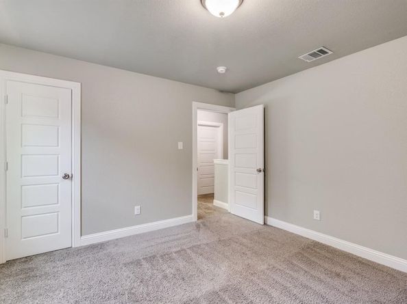 2751  1st Street , Fort Worth Texas 76111
