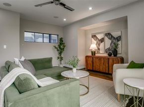 381 E Greenbriar Lane  804, Dallas Texas 75203