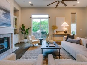 381 E Greenbriar Lane  804, Dallas Texas 75203