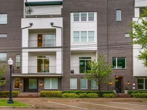 381 E Greenbriar Lane  804, Dallas Texas 75203