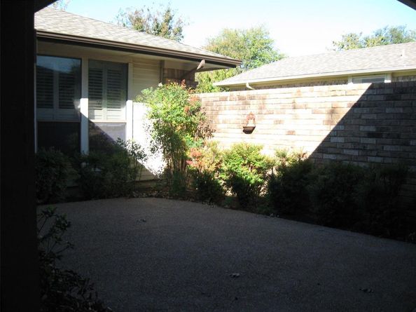 5200  Ledgestone Drive , Fort Worth Texas 76132