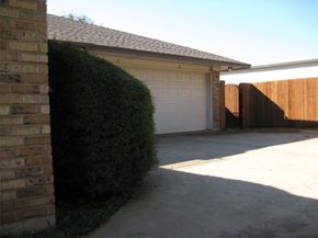 5200  Ledgestone Drive , Fort Worth Texas 76132