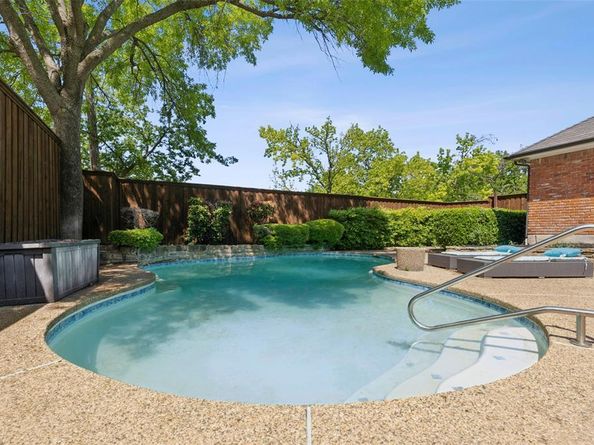 6930  Rocky Top Circle , Dallas Texas 75252