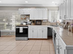 1428  Barlow Avenue , Dallas Texas 75224