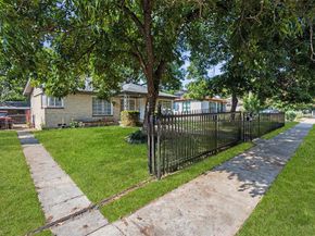 1428  Barlow Avenue , Dallas Texas 75224