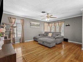 1428  Barlow Avenue , Dallas Texas 75224