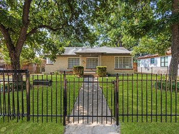 1428  Barlow Avenue 