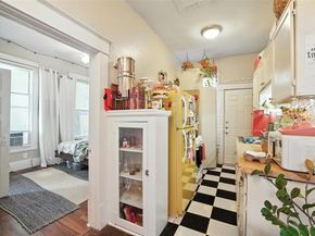 628  Haines Avenue , Dallas Texas 75208