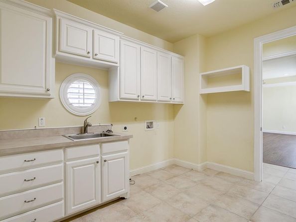 1216  Morgan Lefay Lane , Lewisville Texas 75056
