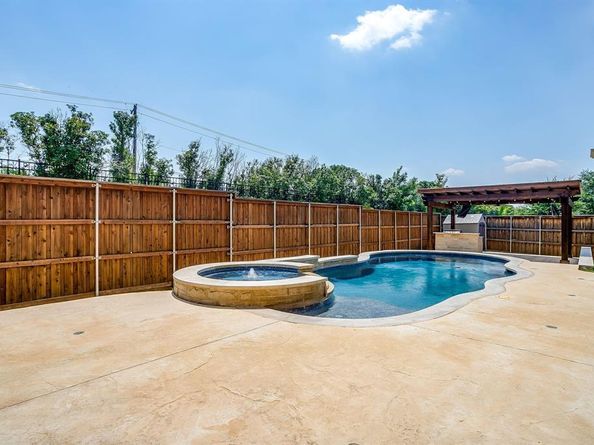 1216  Morgan Lefay Lane , Lewisville Texas 75056