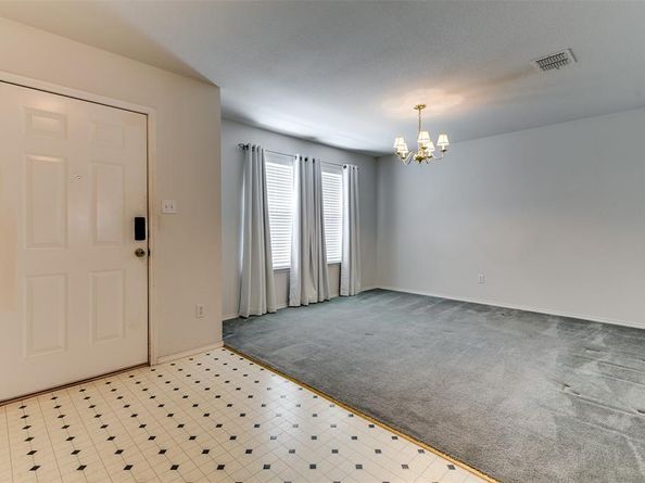 1016  Silver Spur Lane , Fort Worth Texas 76179