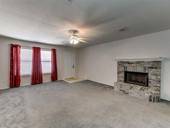 1016  Silver Spur Lane , Fort Worth Texas 76179