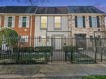 2727  Shelby Avenue 