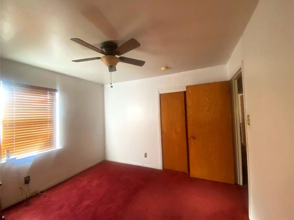 1136 E Five Mile Parkway , Dallas Texas 75216
