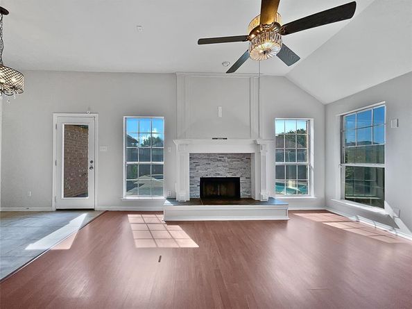 1829  Boyd Court , Carrollton Texas 75010