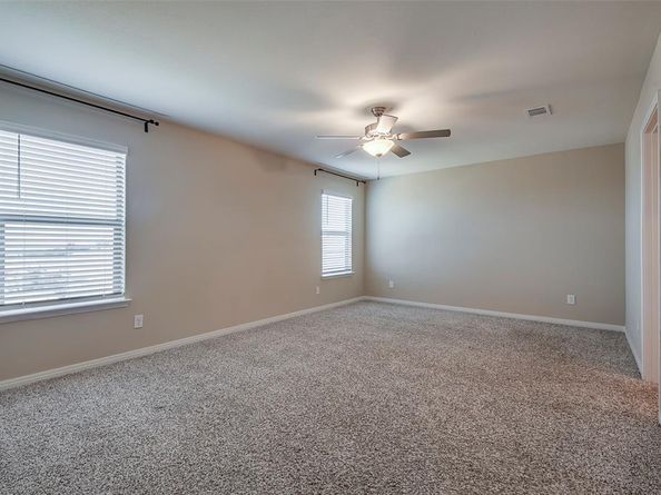 7525  Pleasant Oaks Street , Fort Worth Texas 76120