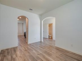 7525  Pleasant Oaks Street , Fort Worth Texas 76120