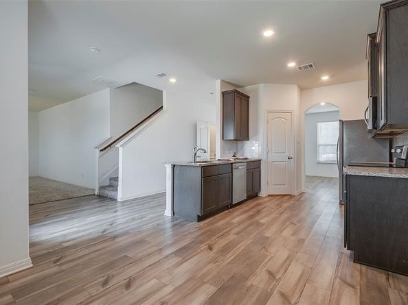 7525  Pleasant Oaks Street , Fort Worth Texas 76120