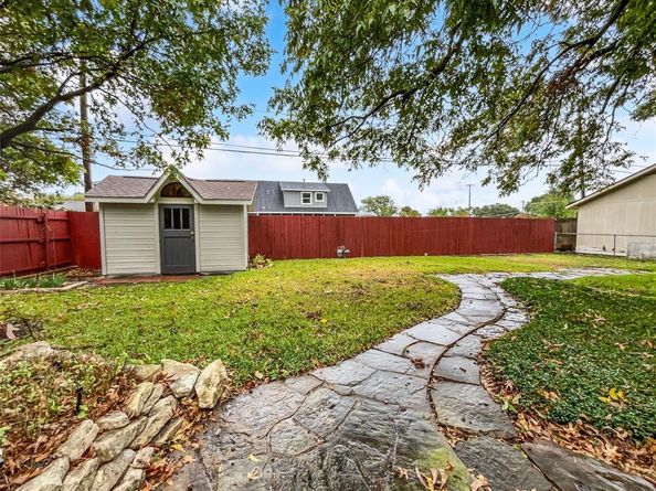 8512  Charing Cross Lane , Dallas Texas 75238