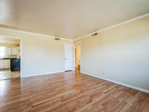 1400  Oak Grove Road , Fort Worth Texas 76134