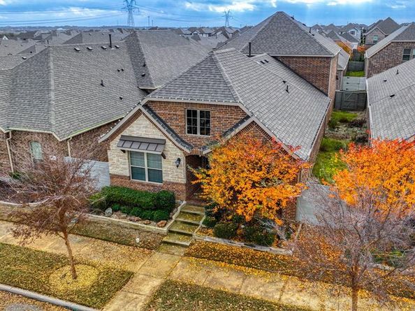 717  10th Street , Argyle Texas 76226