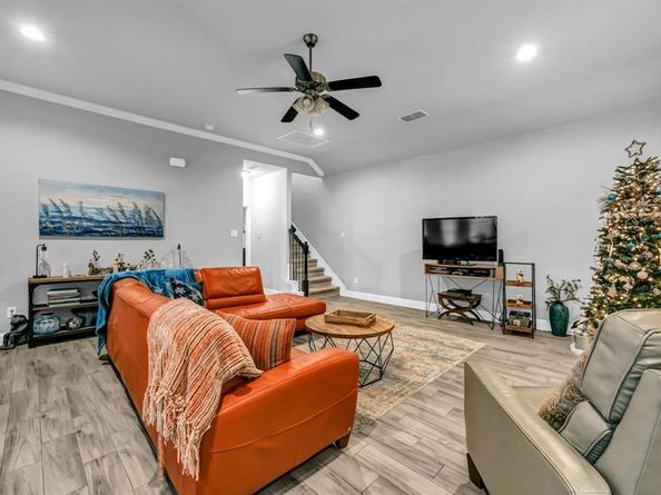 717  10th Street , Argyle Texas 76226