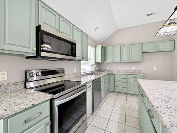 2713  Planetree Drive , Rowlett Texas 75089