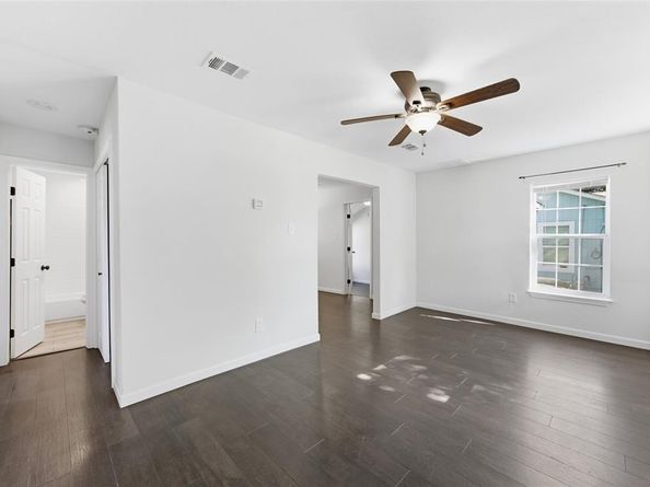 3012  Hunter Street , Fort Worth Texas 76112