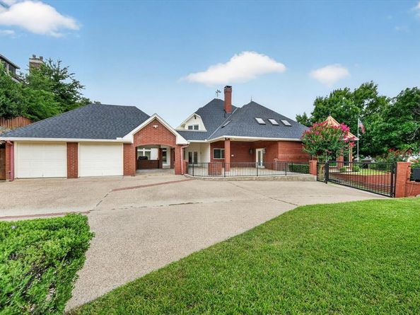 5811  Scenic Bay Court , Arlington Texas 76013