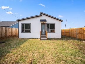 1350  Strickland Street , Dallas Texas 75216