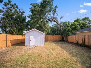 1350  Strickland Street , Dallas Texas 75216