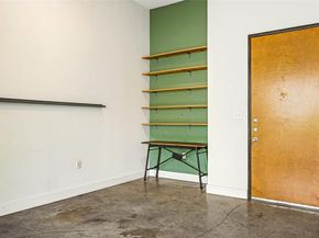 2502  Live Oak Street  228, Dallas Texas 75204