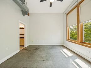 2502  Live Oak Street  228, Dallas Texas 75204