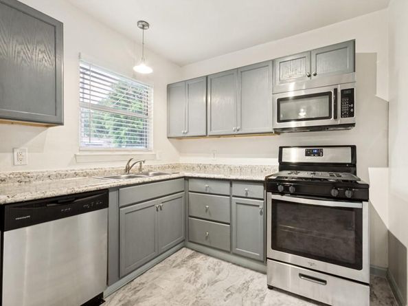 3319  Mayhew Drive , Dallas Texas 75228